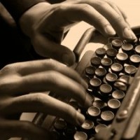 966154_old_typewriter_and_typist